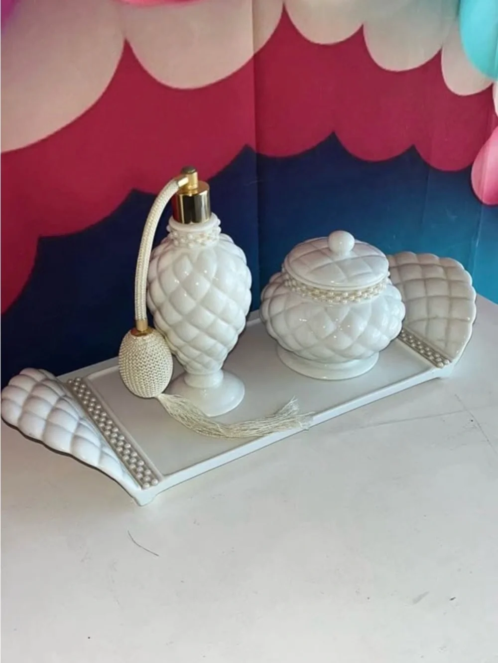 VINTAGE Elegant Vanity Porcelain & Faux Pearl Set 1999 Avon